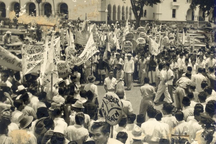 Apindo-sejarah