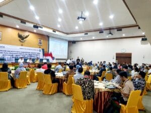 Suasana Silahturahmi Walikota Kota Administrasi Jakarta Timur Bersama Para Pengusaha Menjelang Penyelengggaraan Konverensi Tingkat Tinggi (Ktt) Asean Ke-43 Di Dki Jakarta